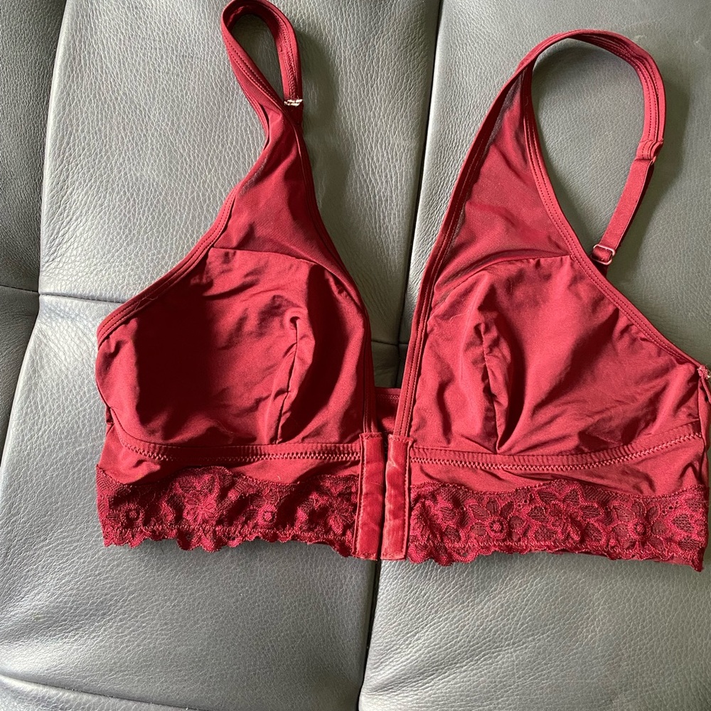 Red Aerie bralette